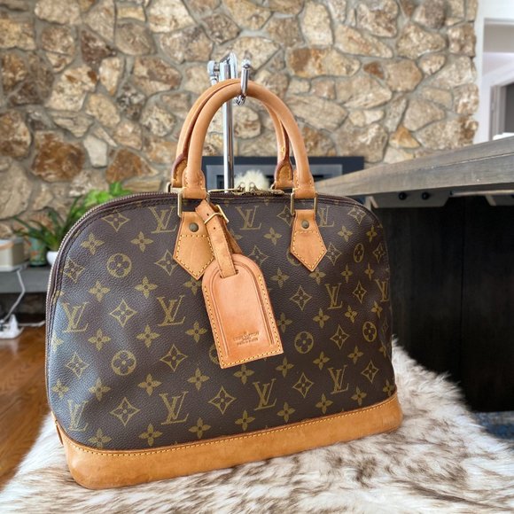 LOUIS VUITTON Monogram Alma PM Handbag Satchel - Picture 3 of 13